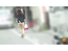 公衆便所隠撮 街で見かけた美尻巨尻女の溜りに溜った豪快おなら サンプル画像 4
