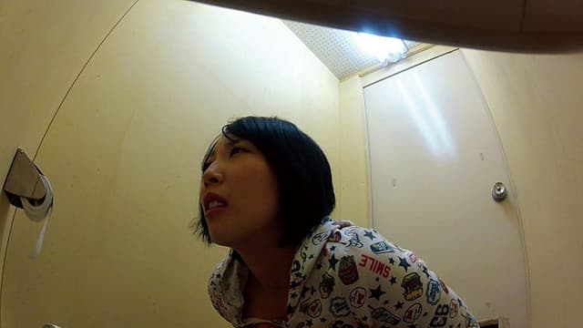 人前で恥ずかしいおなら サンプル画像 1