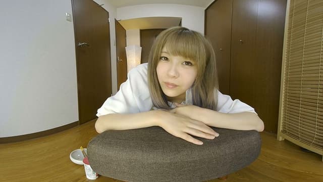 【VR】渡辺さんのオナラとウンコを目の前で堪能する サンプル画像 5